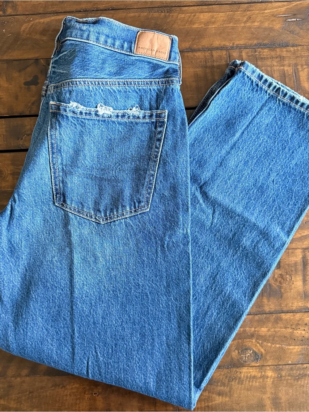 American Eagle Ex Boyfriend Distressed Low Rise Jeans, Women’s Size 4